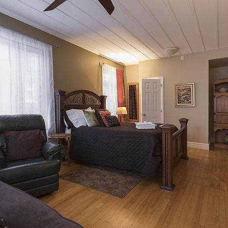 קוויבק סיטי Acacias Bed & Breakfast מראה חיצוני תמונה